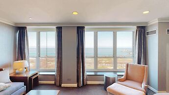 Hilton Chicago