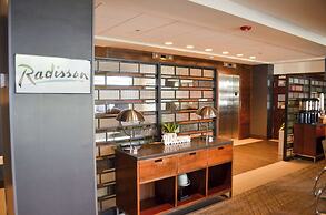 Radisson Hotel Detroit Metro Airport