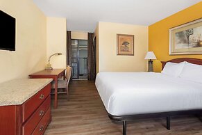 Travelodge by Wyndham Albuquerque East