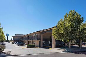 Travelodge by Wyndham Albuquerque East