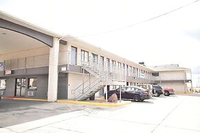 Travelodge by Wyndham Albuquerque East