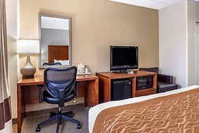 Comfort Inn Syosset - Long Island
