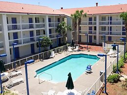 SoHo Inn & Suites Jacksonville North