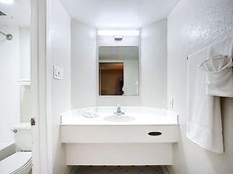 SoHo Inn & Suites Jacksonville North