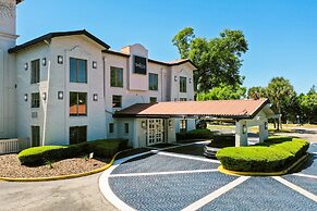 SoHo Inn & Suites Jacksonville North