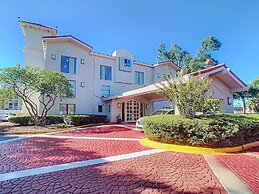 SoHo Inn & Suites Jacksonville North