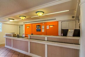 SoHo Inn & Suites Jacksonville North