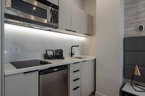 Travelodge Hotel by Wyndham Montreal Centre