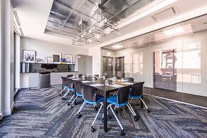 Travelodge Hotel by Wyndham Montreal Centre