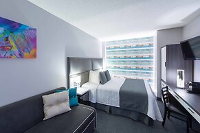 Travelodge Hotel by Wyndham Montreal Centre