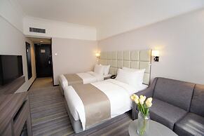 Panda Hotel