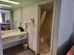 Blue Ribbon Inn and Suites