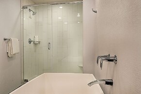 Hilton St. Louis at the Ballpark