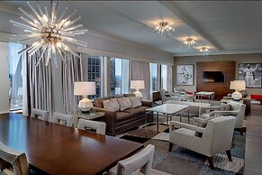 Hilton St. Louis at the Ballpark