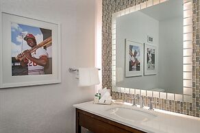 Hilton St. Louis at the Ballpark