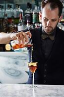 Avalon Hotel Beverly Hills, a Member of Design Hotels