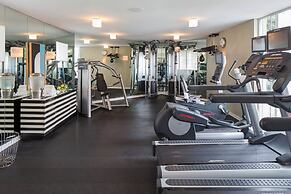 Avalon Hotel Beverly Hills, a Member of Design Hotels