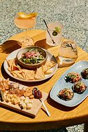 Avalon Hotel Beverly Hills, a Member of Design Hotels