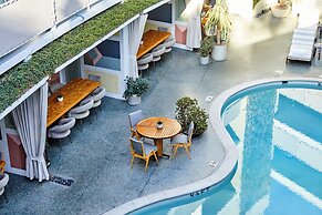 Avalon Hotel Beverly Hills, a Member of Design Hotels