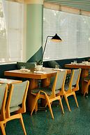 Avalon Hotel Beverly Hills, a Member of Design Hotels