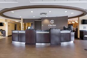 Clarion Hotel Beachwood - Cleveland