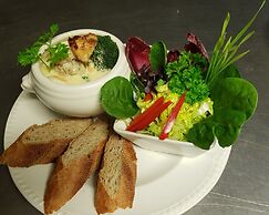 The Schoolhouse Hotel