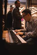 Fairmont Century Plaza