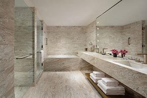 Fairmont Century Plaza