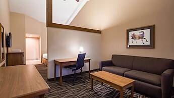 Best Western Plus Saddleback Inn & Conference Center