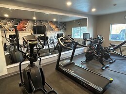 Best Western Plus Paper Valley Hotel
