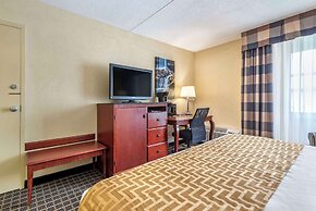 Best Western Plus Bridgeport Inn