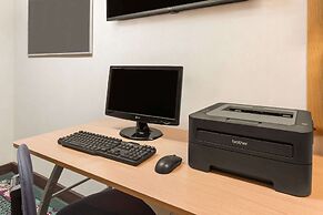 Days Inn by Wyndham Alpena