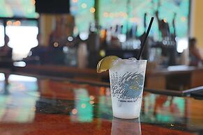 Surfbreak Virginia Beach Oceanfront, Ascend Hotel Collection