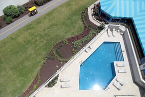 Surfbreak Virginia Beach Oceanfront, Ascend Hotel Collection