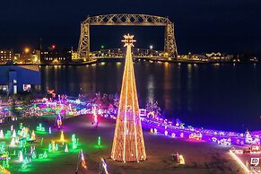 Radisson Hotel Duluth - Harborview