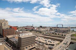 Radisson Hotel Duluth - Harborview