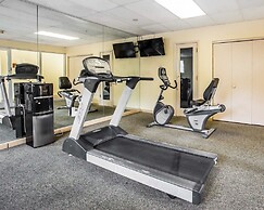 Quality Inn & Suites - Greensboro-High Point