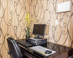 Quality Inn & Suites - Greensboro-High Point