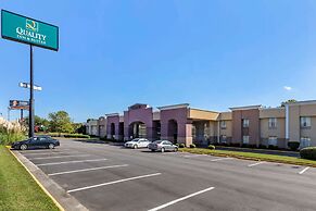Quality Inn & Suites - Greensboro-High Point
