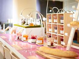 Novotel Toronto Centre