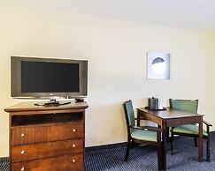 Rodeway Inn & Suites Williamsburg Central