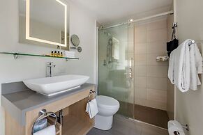 Condado Palm Inn San Juan, Tapestry Collection by Hilton