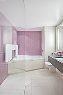 Reykjavik Natura - Berjaya Iceland Hotels