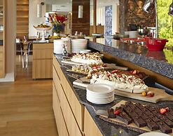 Reykjavik Natura - Berjaya Iceland Hotels