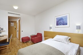 Reykjavik Natura - Berjaya Iceland Hotels