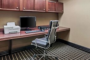 Comfort Inn & Suites Somerset - New Brunswick