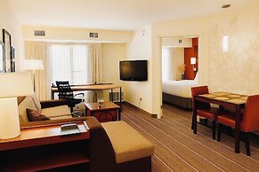 MainStay Suites Appleton Airport - Fox River Mall Area