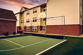 MainStay Suites Appleton Airport - Fox River Mall Area