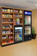 MainStay Suites Appleton Airport - Fox River Mall Area