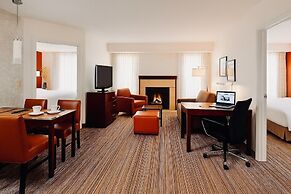 MainStay Suites Appleton Airport - Fox River Mall Area